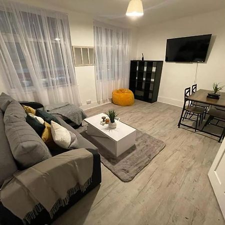 Stunning 2 Bedroom On Tower Bridge London Exterior foto