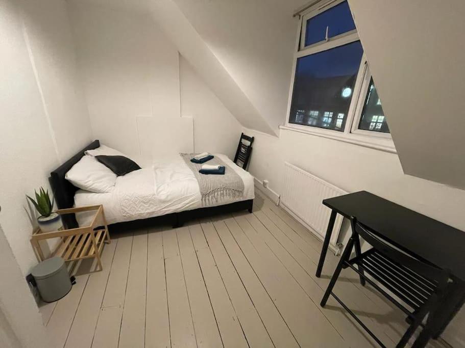 Stunning 2 Bedroom On Tower Bridge London Exterior foto